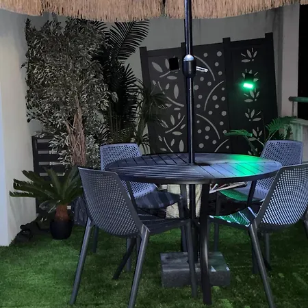Terrasse Privee, Shower Exterieur, Parking Privee