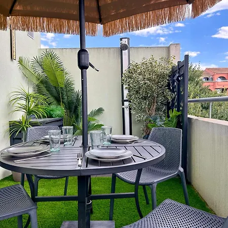 Terrasse Privee, Shower Exterieur, Parking Privee